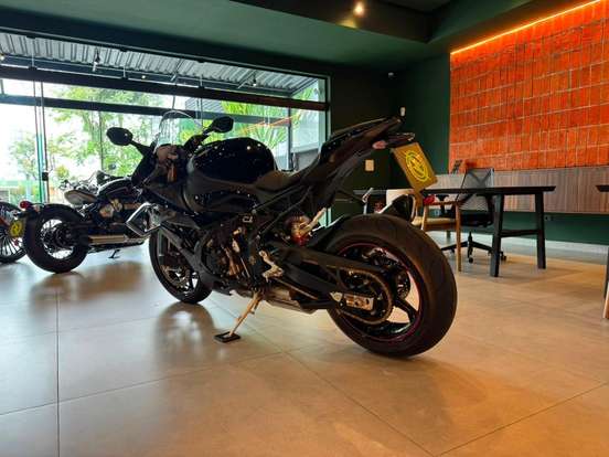 BMW-S 1000 RR BMW-S 1000 RR-2025