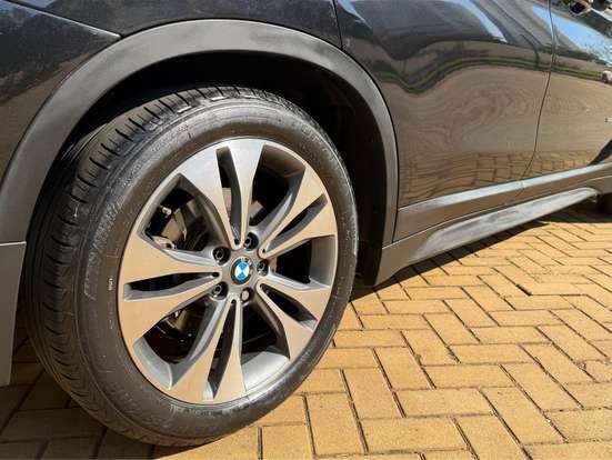 BMW-X1-2018