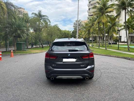 BMW-X1-2022