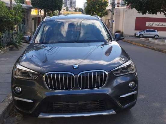 BMW-X1-2.0 16V TURBO ACTIVEFLEX SDRIVE20I X-LINE 4P AUTOMÁTICO BMW-X1-2017