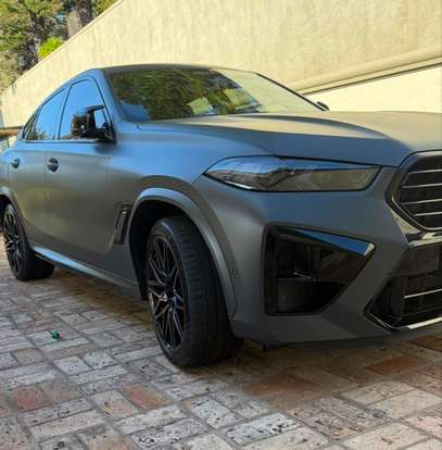 BMW-X6-2023