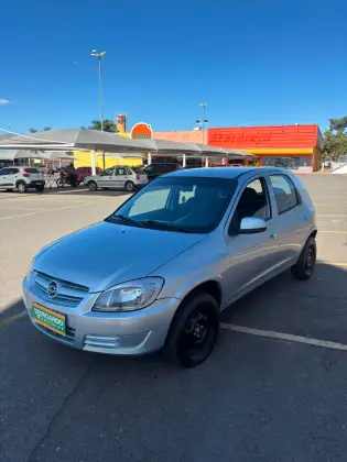 CHEVROLET CELTA 1.0 MPFI LIFE 8V FLEX 4P MANUAL CHEVROLET CELTA 1.0 MPFI LIFE 8V FLEX 4P MANUAL