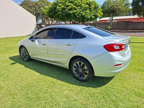 CHEVROLET-CRUZE-2018