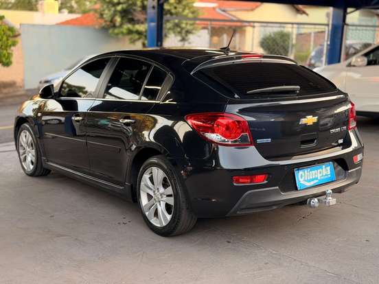 CHEVROLET-CRUZE-2015