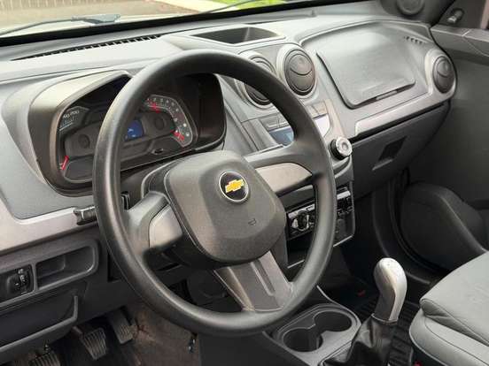 CHEVROLET-MONTANA-2013