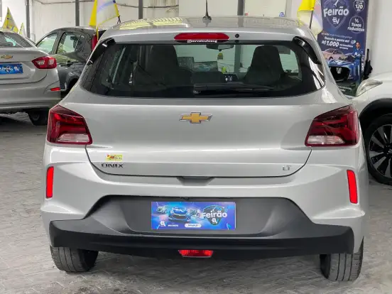 CHEVROLET-ONIX-2020