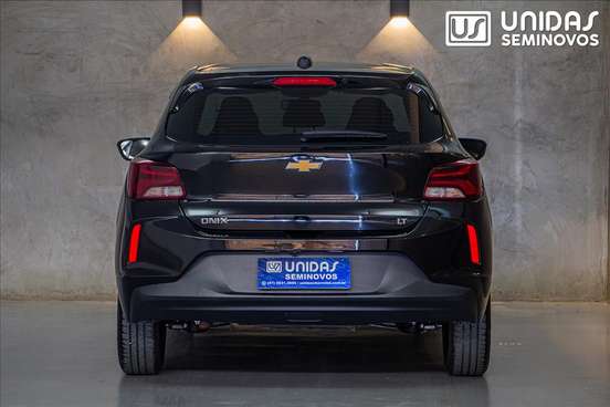 CHEVROLET-ONIX-2024