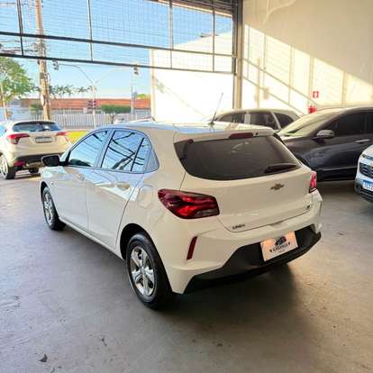 CHEVROLET-ONIX-2023