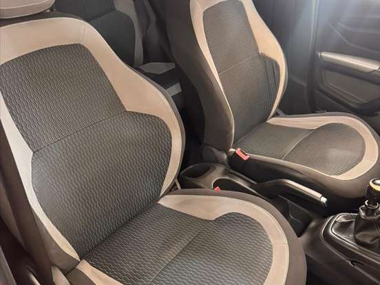 CHEVROLET-ONIX-1.0 MPFI LT 8V FLEX 4P MANUAL CHEVROLET-ONIX-2015