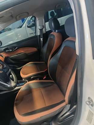 CHEVROLET-ONIX-1.4 MPFI ACTIV 8V FLEX 4P AUTOMÁTICO CHEVROLET-ONIX-2017