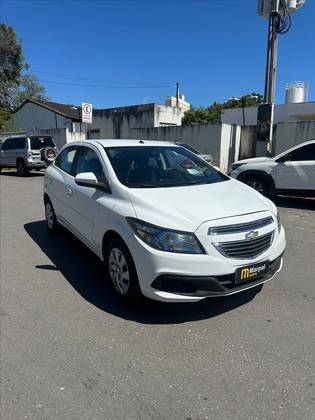 CHEVROLET ONIX 1.4 MPFI LT 8V FLEX 4P MANUAL