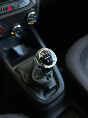 CHEVROLET-PRISMA-2016