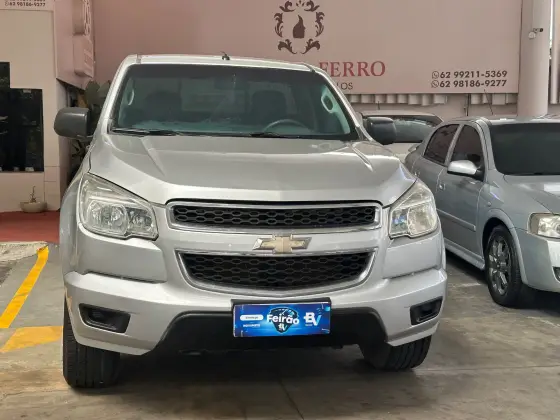 CHEVROLET S10 2.4 LS 4X2 CD 8V FLEX 4P MANUAL CHEVROLET S10 2.4 LS 4X2 CD 8V FLEX 4P MANUAL