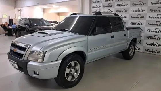 CHEVROLET S10 2.4 MPFI EXECUTIVE 4X2 CD 8V FLEX 4P MANUAL