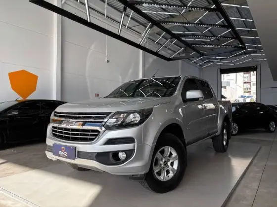 CHEVROLET S10 2.5 LT 4X2 CD 16V FLEX 4P AUTOMÁTICO CHEVROLET S10 2.5 LT 4X2 CD 16V FLEX 4P AUTOMÁTICO