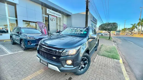 CHEVROLET S10 2.8 16V TURBO DIESEL HIGH COUNTRY CD 4X4 AUTOMÁTICO