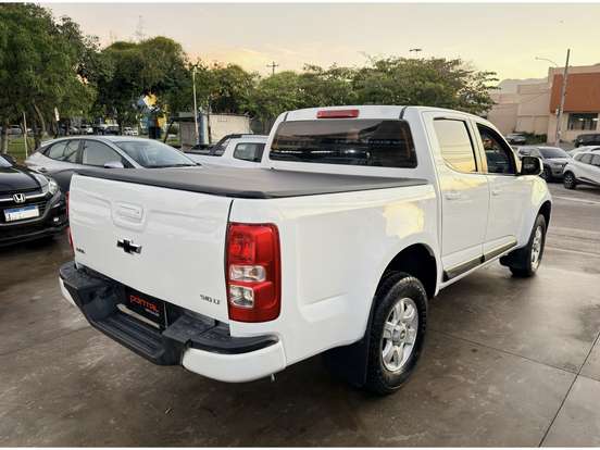 CHEVROLET-S10-2.4 LT 4X2 CD 8V FLEX 4P MANUAL CHEVROLET-S10-2013