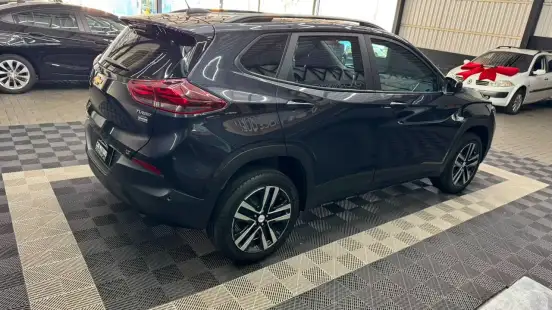 CHEVROLET-TRACKER-2024