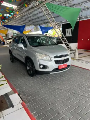 CHEVROLET-TRACKER-2015