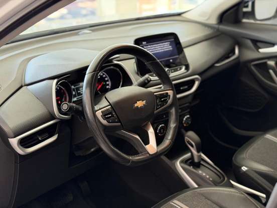 CHEVROLET-TRACKER-2022