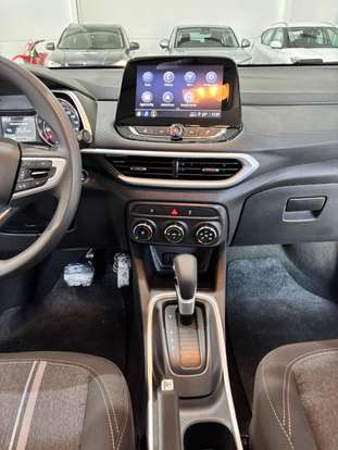 CHEVROLET-TRACKER-2024