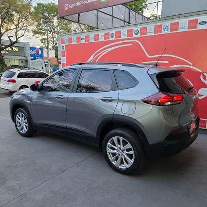 CHEVROLET-TRACKER-2022