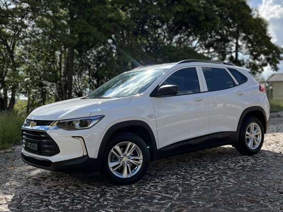CHEVROLET-TRACKER-2020