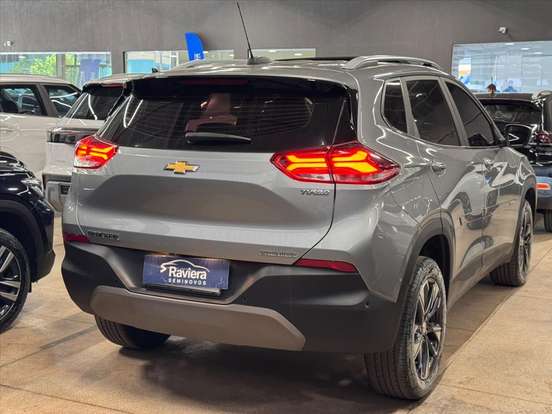 CHEVROLET-TRACKER-2024