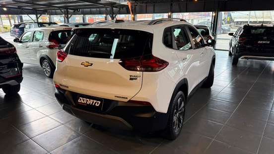 CHEVROLET-TRACKER-2025