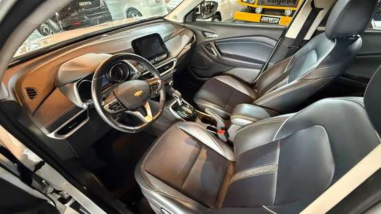 CHEVROLET-TRACKER-2025