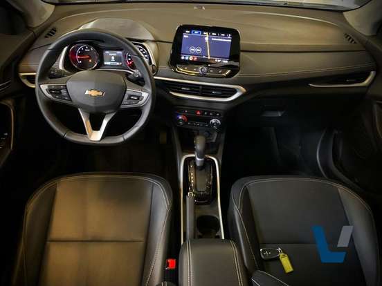 CHEVROLET-TRACKER-2023
