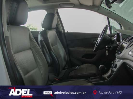 CHEVROLET-TRACKER-2013