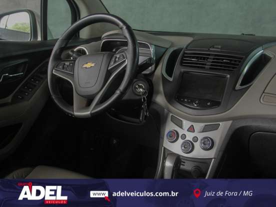 CHEVROLET-TRACKER-2013