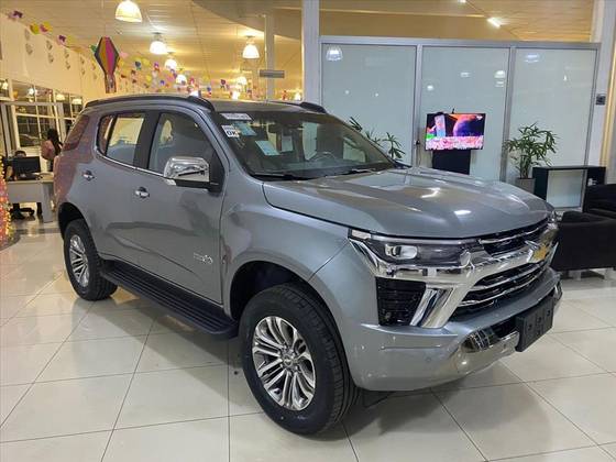 CHEVROLET TRAILBLAZER 2.8 16V TURBO DIESEL HIGH COUNTRY 7L 4X4 AUTOMÁTICO