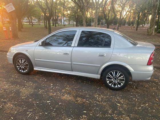 CHEVROLET ASTRA 2.0 MPFI EXPRESSION SEDAN 8V GASOLINA 4P MANUAL