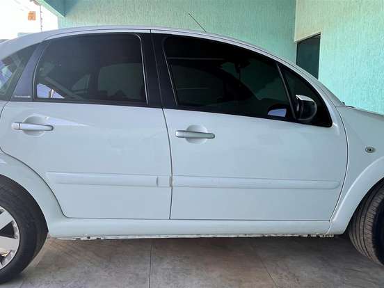 CITROËN-C3-1.6 SOLARIS 16V FLEX 4P AUTOMÁTICO CITROËN-C3-2011