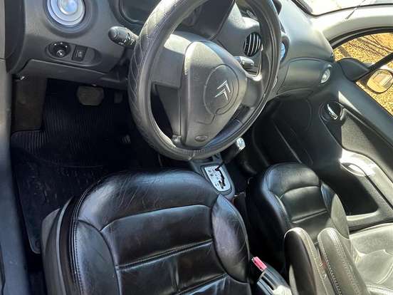 CITROËN-C3-1.6 SOLARIS 16V FLEX 4P AUTOMÁTICO CITROËN-C3-2011