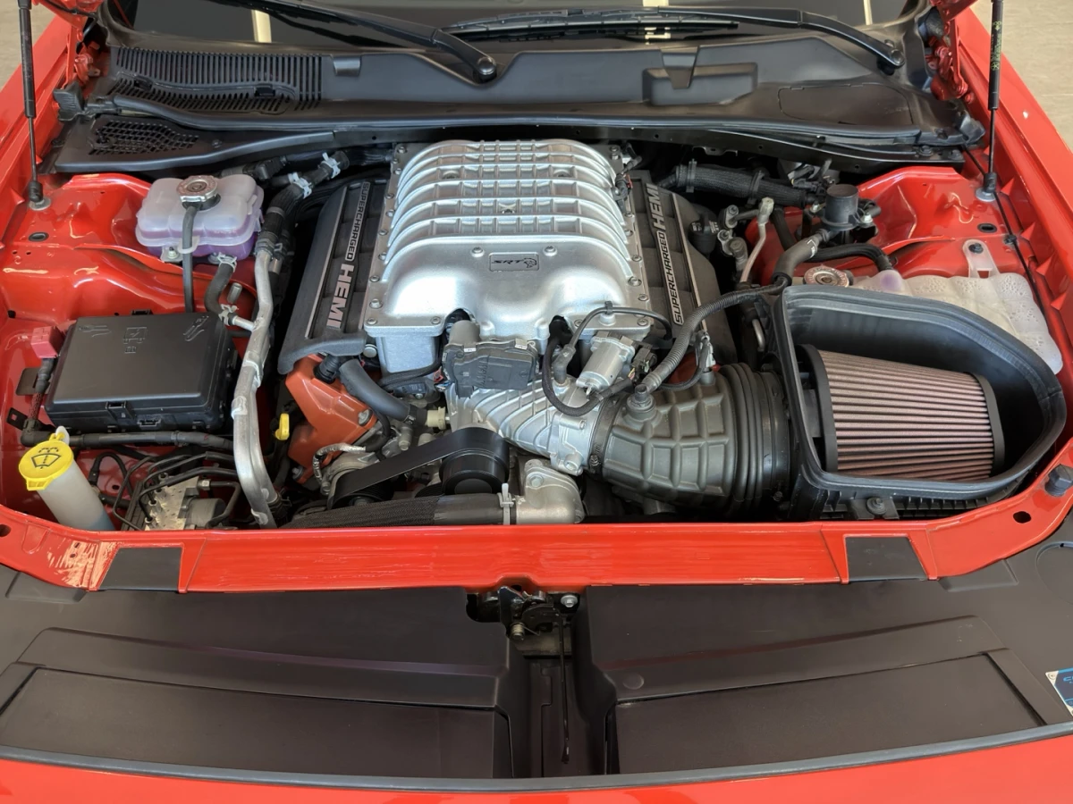 Dodge Challenger — foto 19
