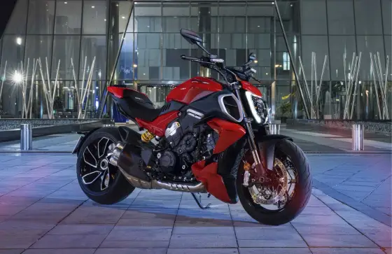 DUCATI DIAVEL V4 