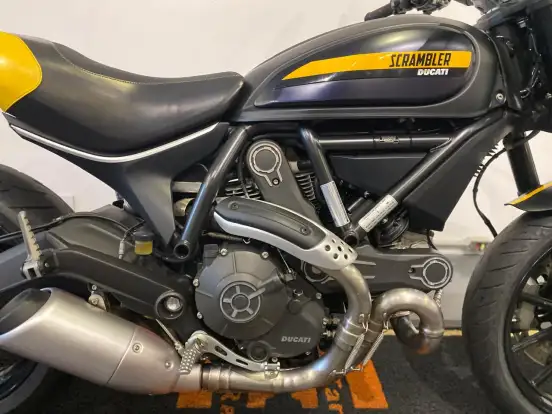 DUCATI-SCRAMBLER FULL THROTTLE DUCATI-SCRAMBLER FULL THROTTLE-2016