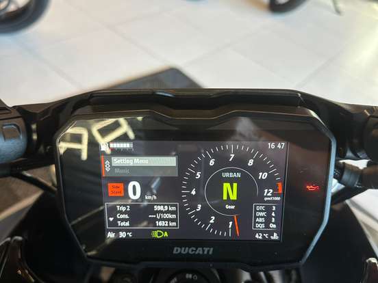 DUCATI-DIAVEL V4 DUCATI-DIAVEL V4-2025