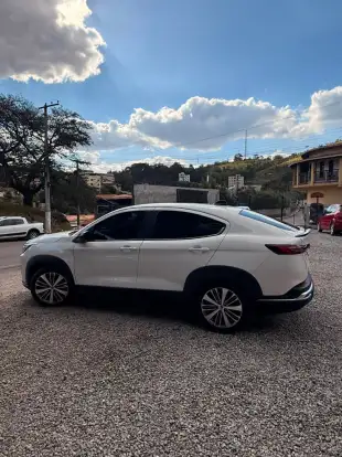 FIAT-FASTBACK-2022