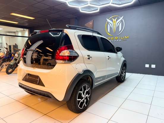 FIAT-MOBI-1.0 EVO FLEX TREKKING MANUAL FIAT-MOBI-2020