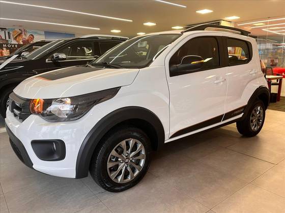 FIAT MOBI 1.0 FIREFLY FLEX TREKKING MANUAL