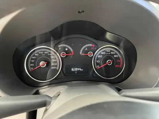FIAT-PALIO-1.0 MPI ATTRACTIVE 8V FLEX 4P MANUAL FIAT-PALIO-2014