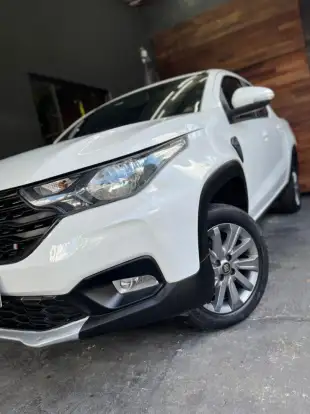 FIAT-STRADA-2021