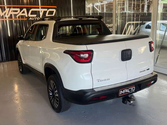 FIAT-TORO-1.8 16V EVO FLEX FREEDOM OPEN EDITION AT6 FIAT-TORO-2016