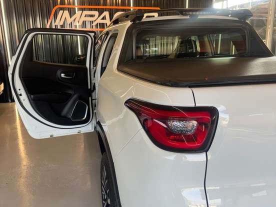 FIAT-TORO-1.8 16V EVO FLEX FREEDOM OPEN EDITION AT6 FIAT-TORO-2016