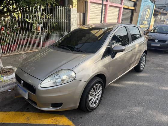 FIAT PUNTO 1.4 ATTRACTIVE 8V FLEX 4P MANUAL