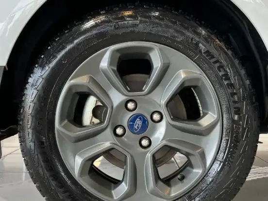 FORD-ECOSPORT-1.5 TI-VCT FLEX SE MANUAL FORD-ECOSPORT-2018